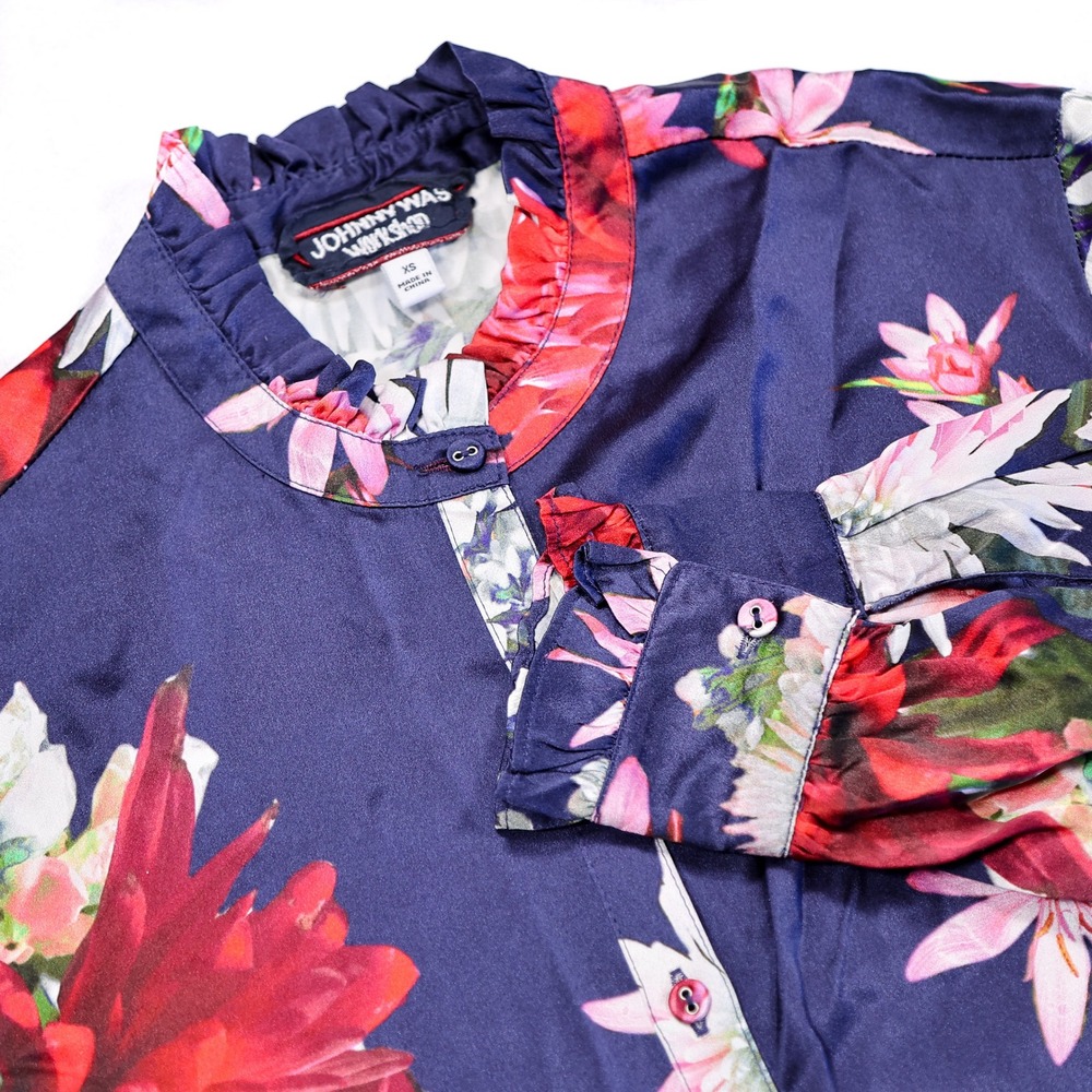 JOHNNY‎ WAS WORKSHOP Women's XS Purple Blue Floral Print Silk Button Up Blouse